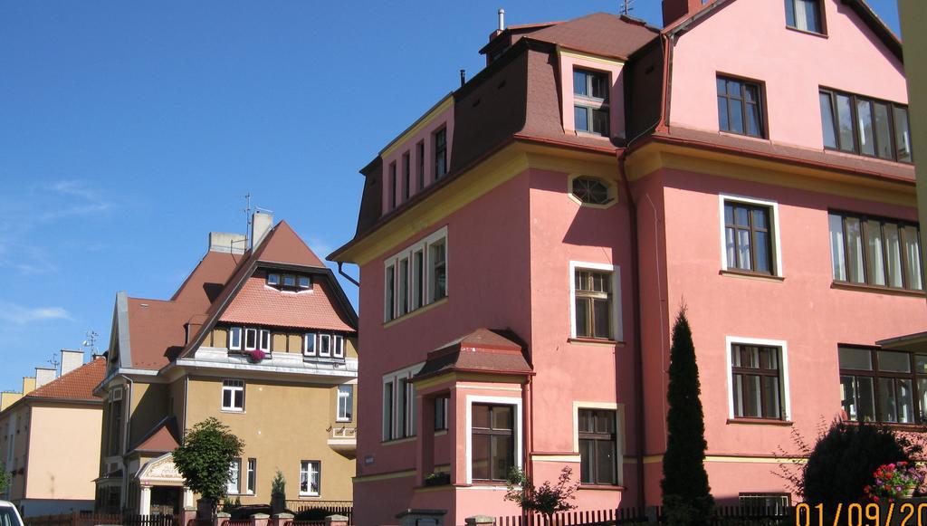 Villa Serena Карловы Вары Экстерьер фото